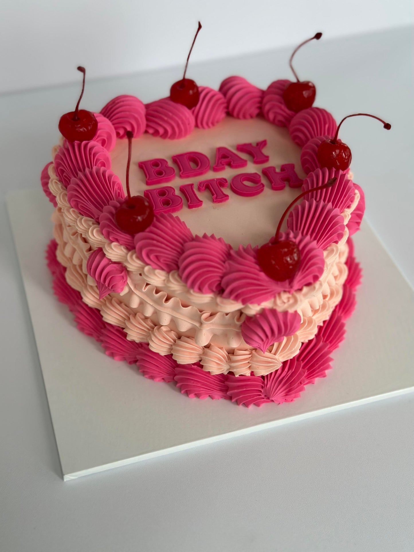 Frilly Edge - Heart