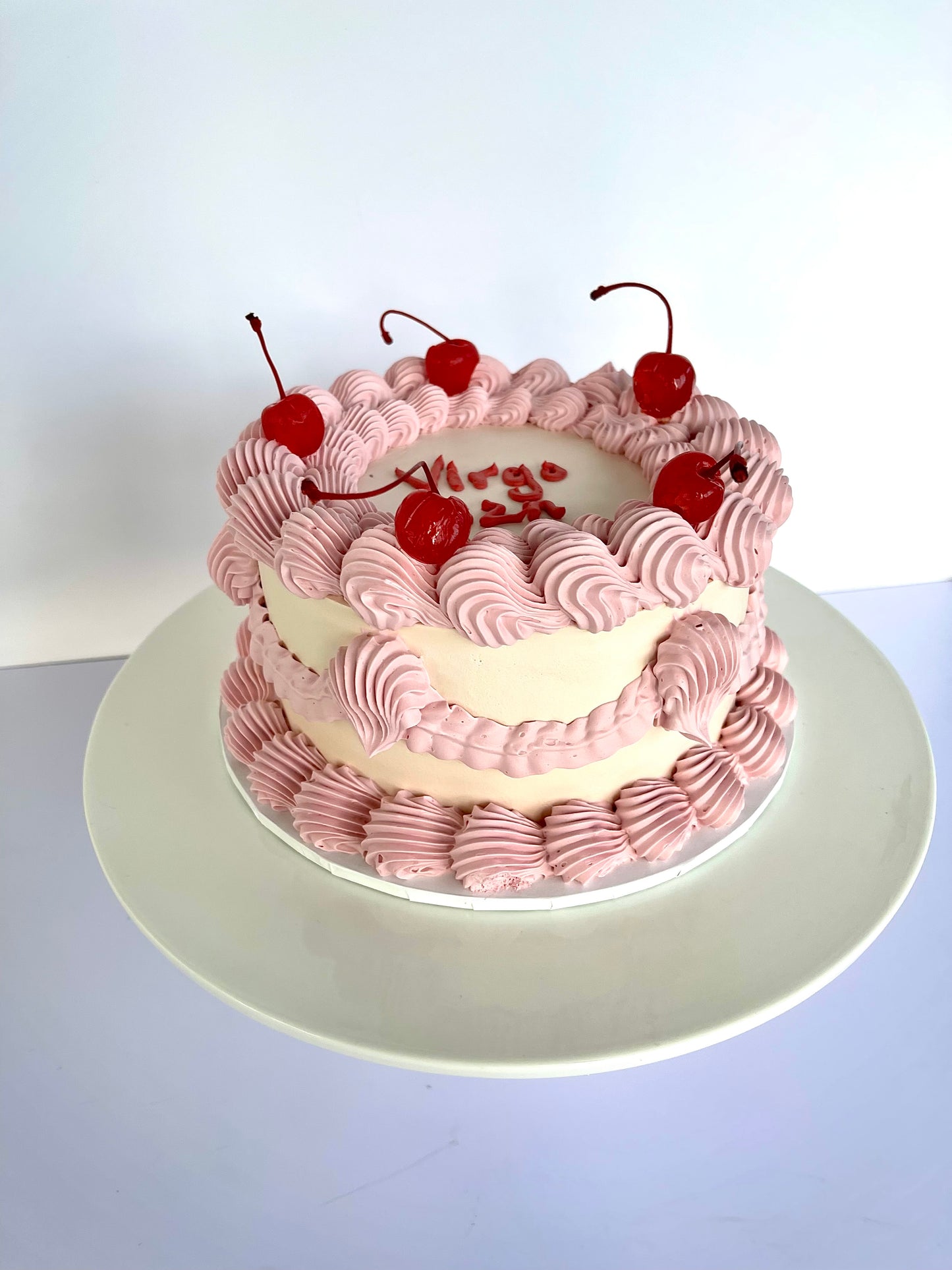 Frilly Edge - Circle