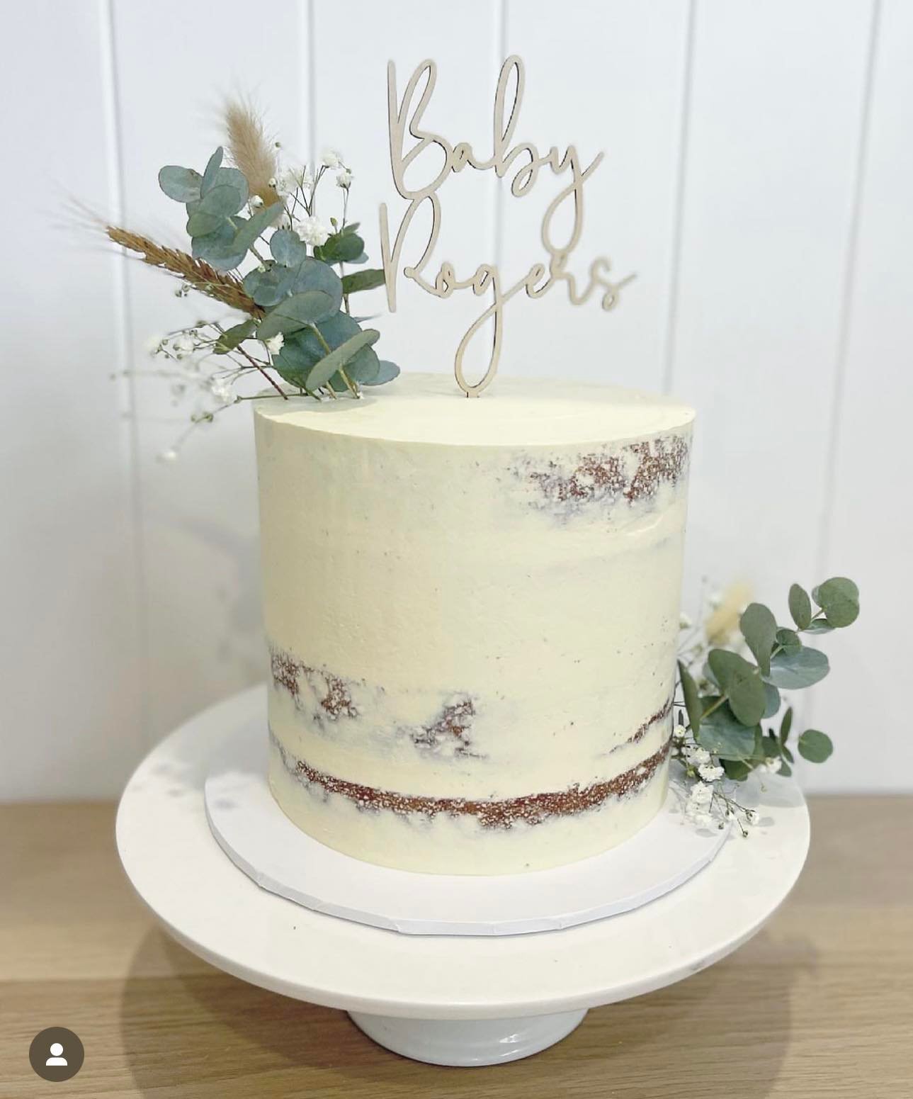 Semi Naked Ecualyptus Cake