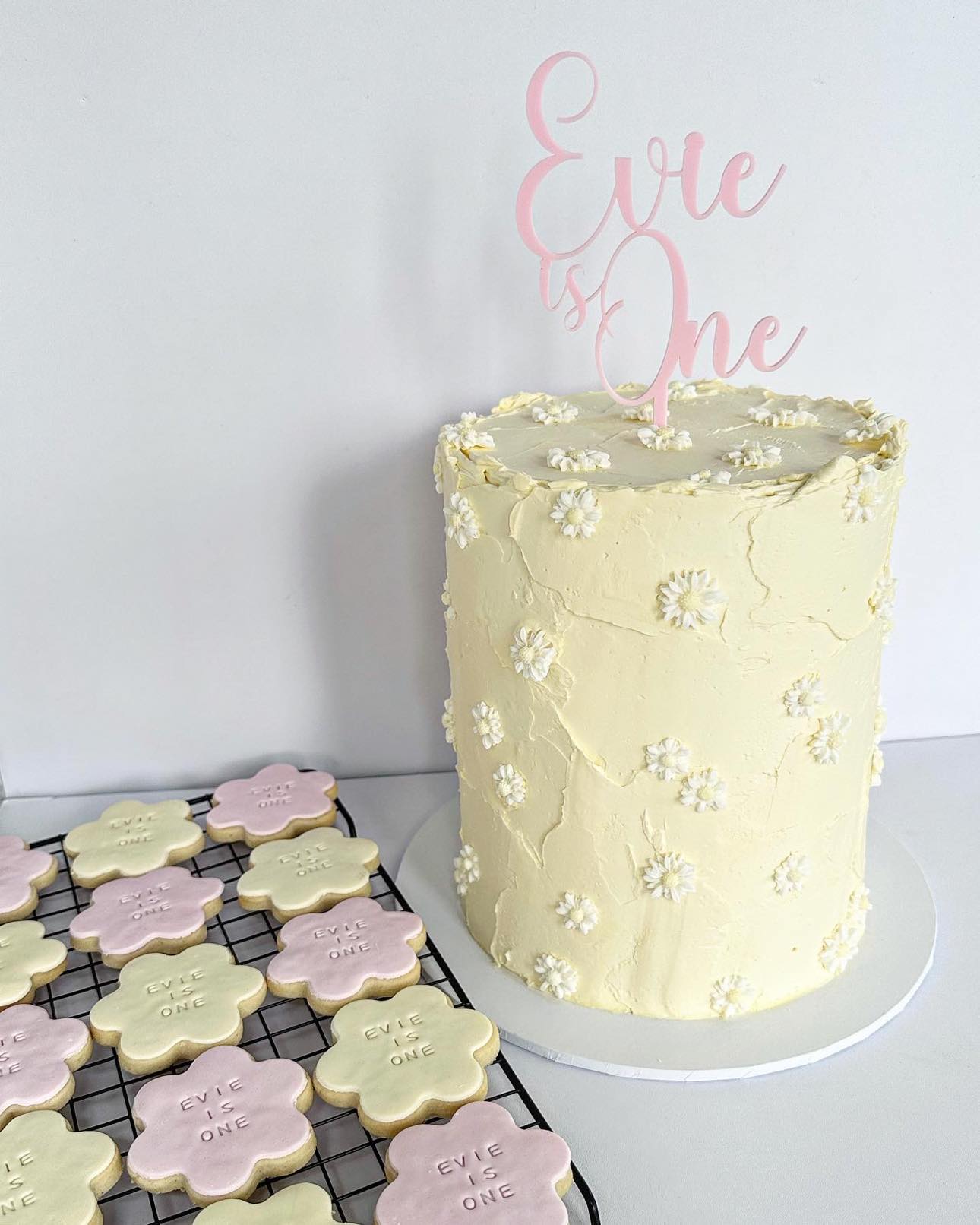 Daisy Cake