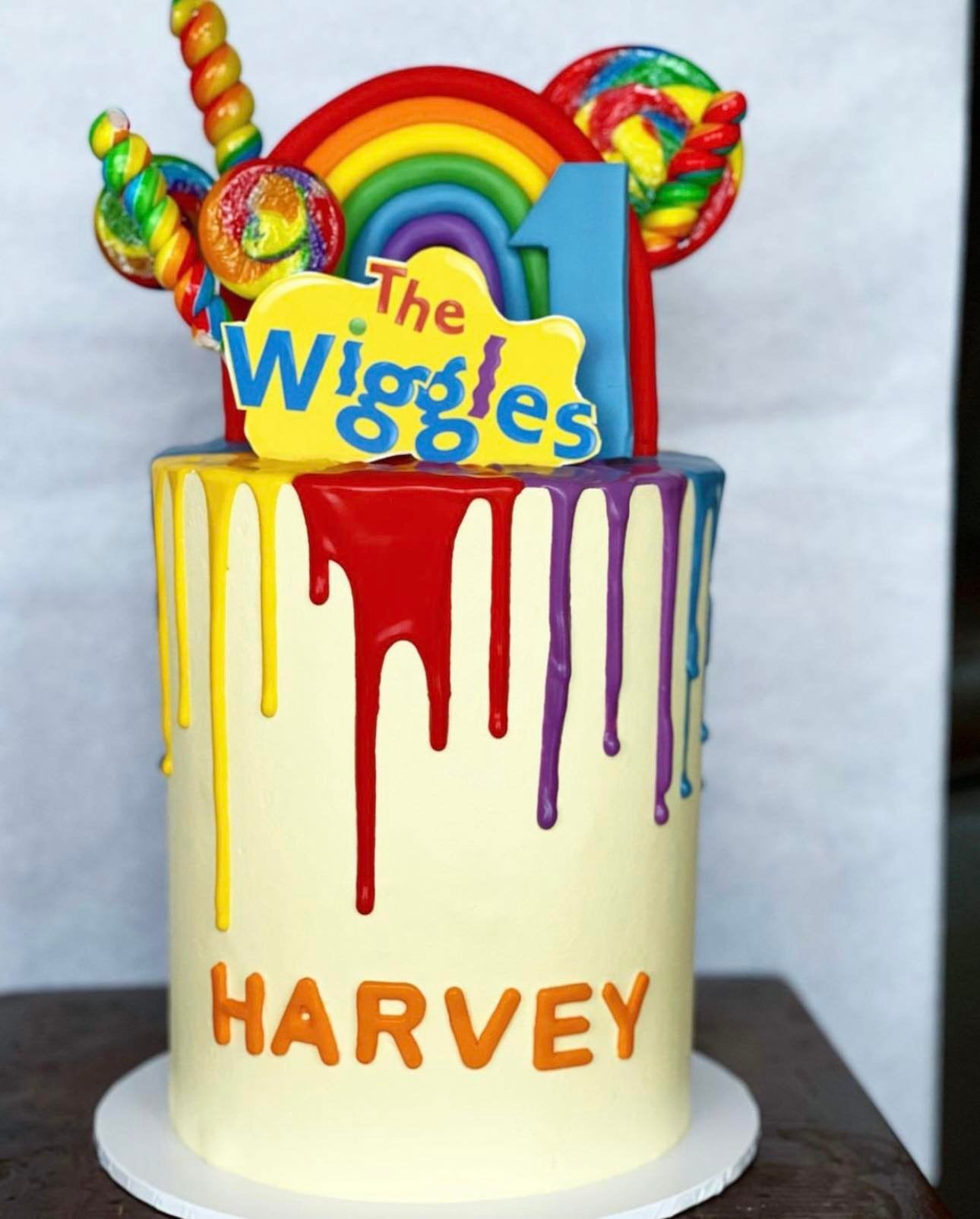 Wiggles Cake