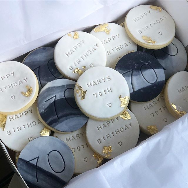 Design your own cookies - MARBLED (min 10)