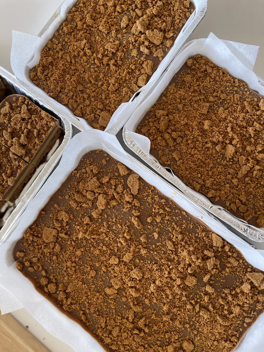 Biscoff Caramel Slice - Tray Bakes