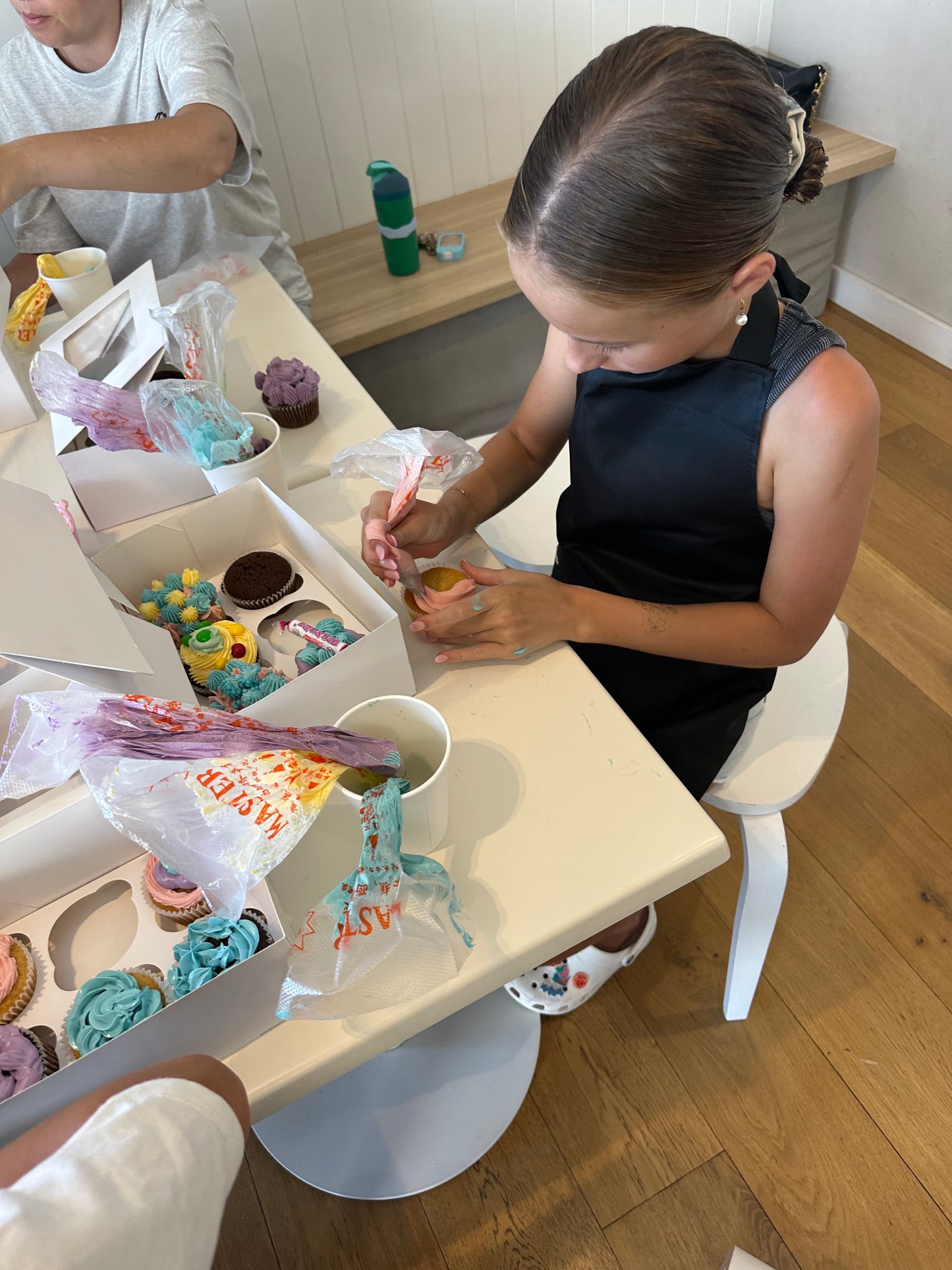 Cupcake Decorating Class - KIDS