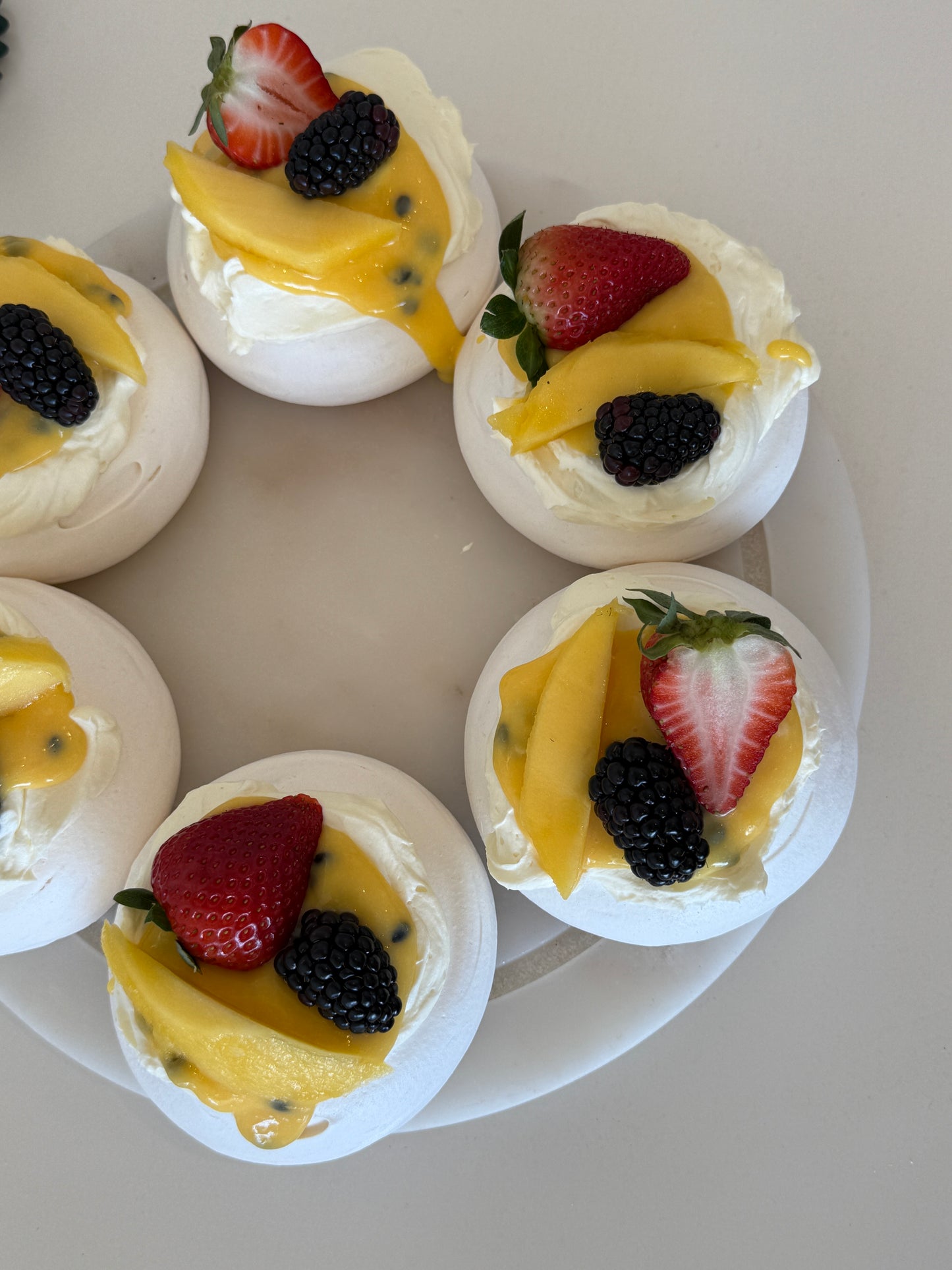 DIY Pavlova