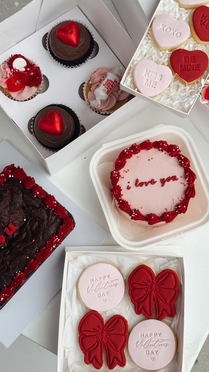 Valentines Bento - Piped Trim