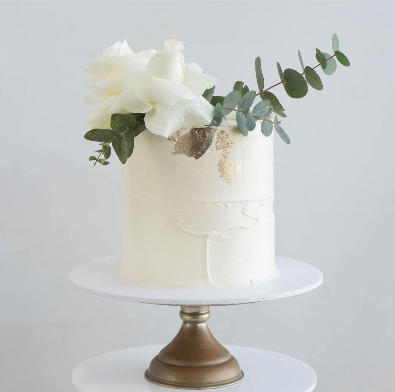 Textured Cake w/Florals & Gold
